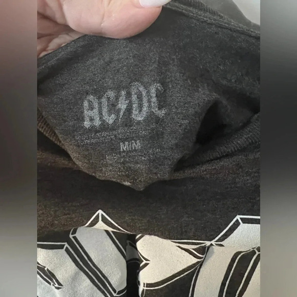 Official Merch | AC/DC Grey Crew Neck Band Tee |  Size M - Picture 4 of 4